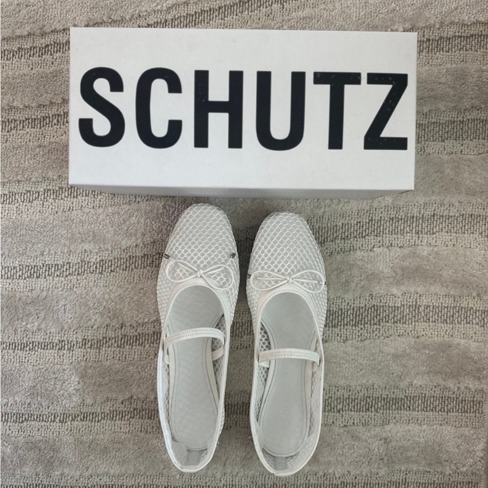 Schutz white flats mesh brand new